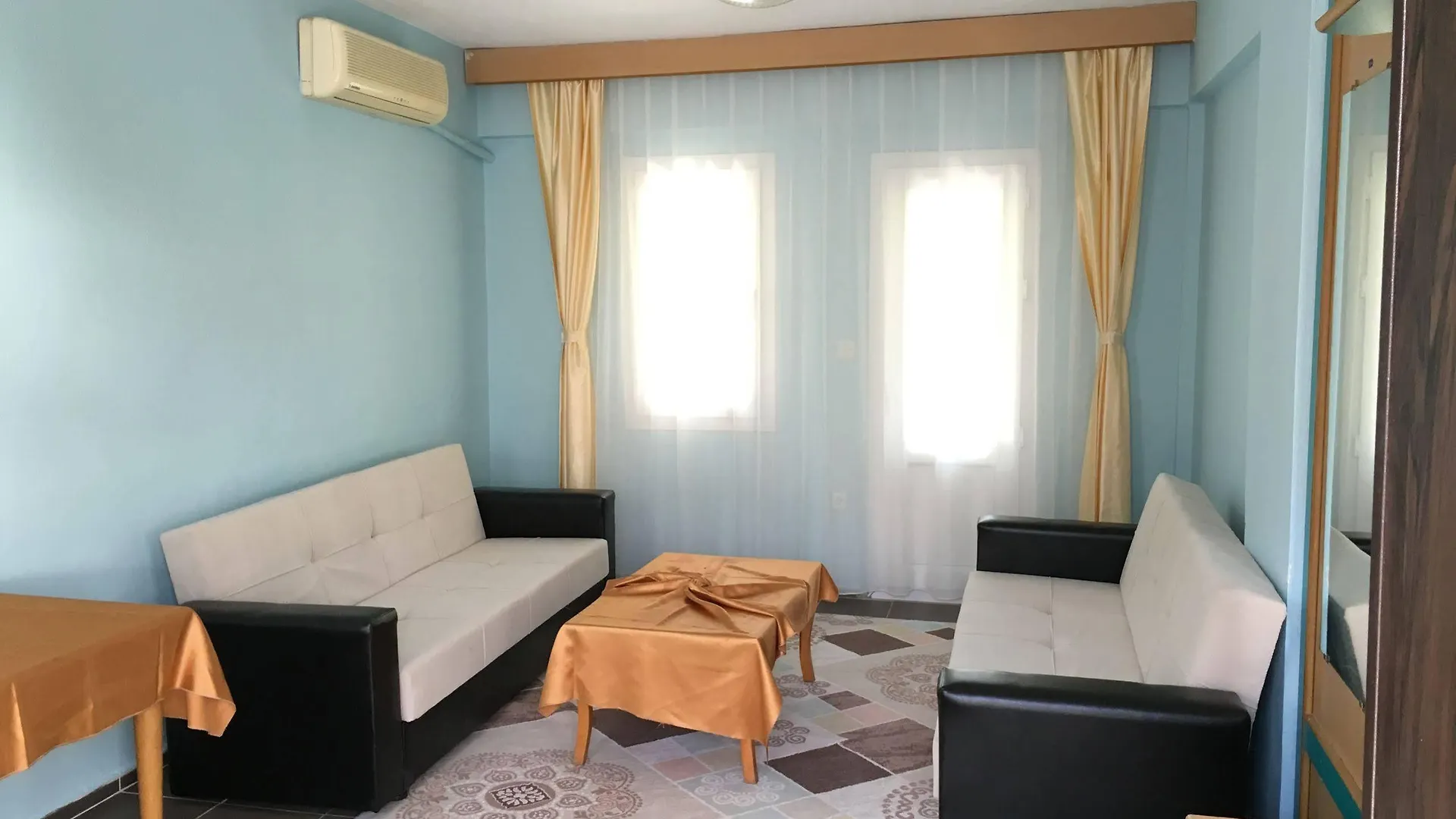 The Palm Club Apart Otel Kusadasi